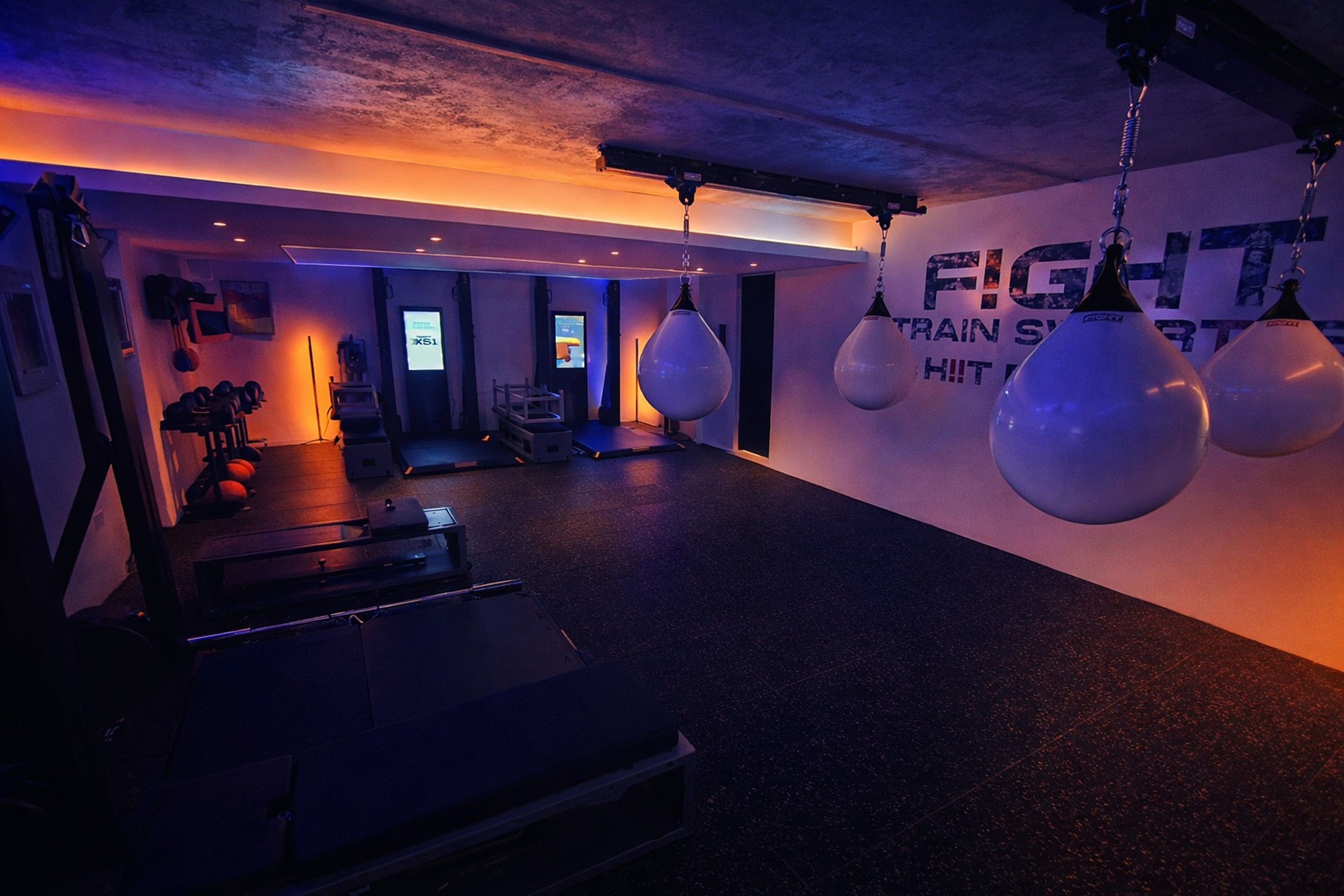 The Bag — F!ght boxing bags phase